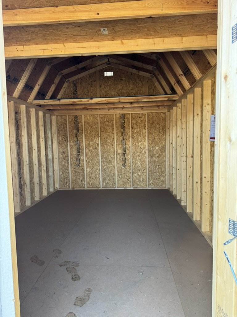 Lofted Barn 10x16 photo 3