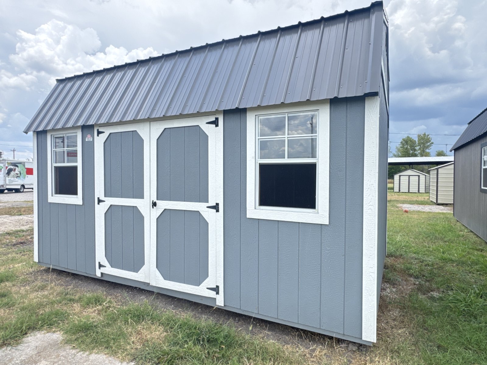Side Lofted Barn photo 1